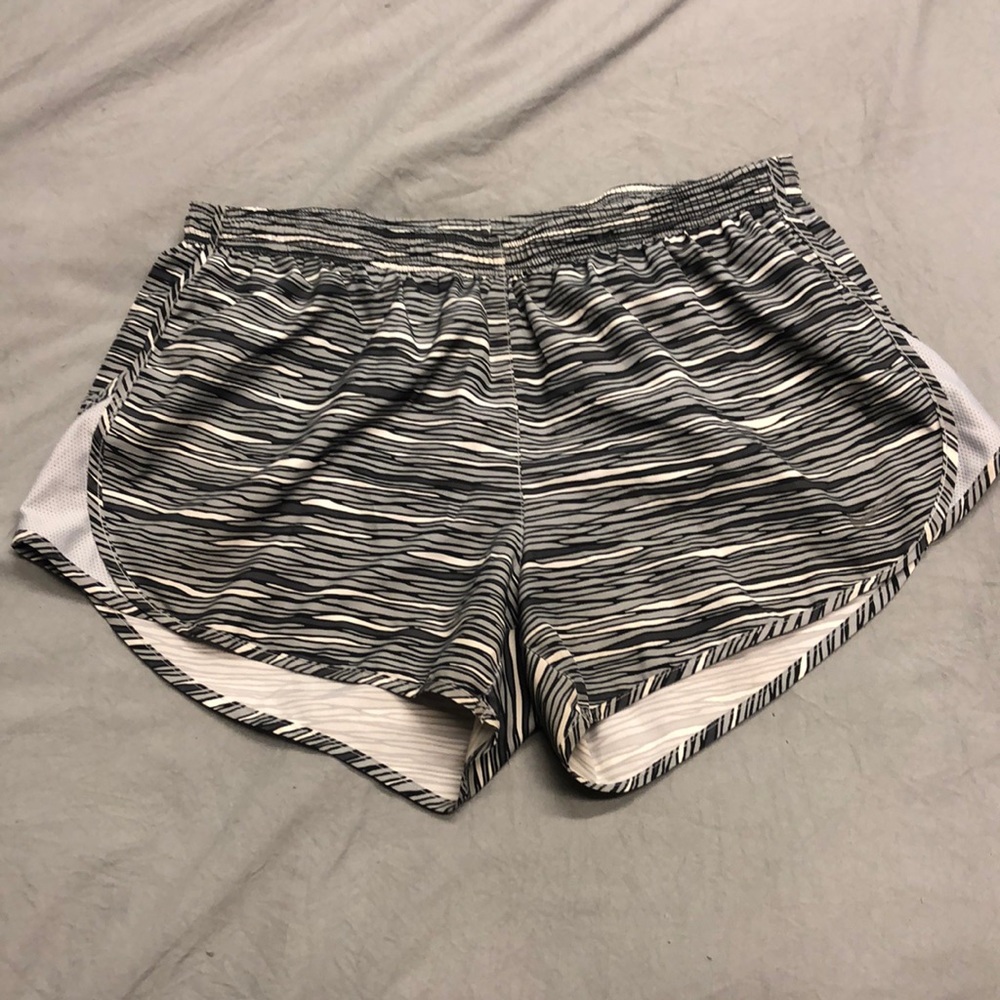 •Cute Nike athletic shorts•